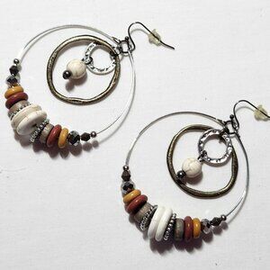 Boho style earrings very pretty costume round NWOT